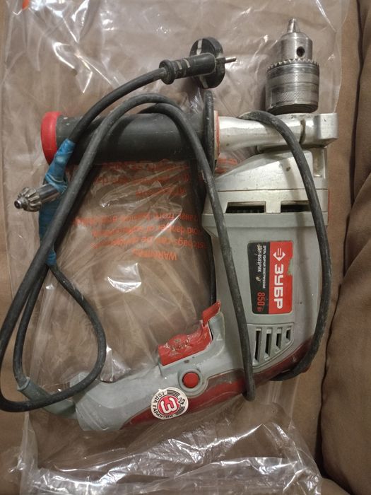 Продам , ударную дрель , шуруповёрт,плиткорез