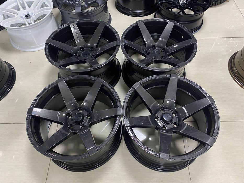 Новые диски R18 Shogun  разно широкие