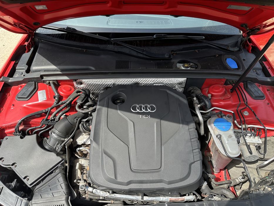 Dezmembrez Audi A5 2.0 TDI 190cp  an2016