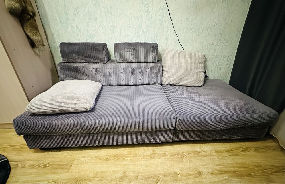 Диван в хорошем состоянии