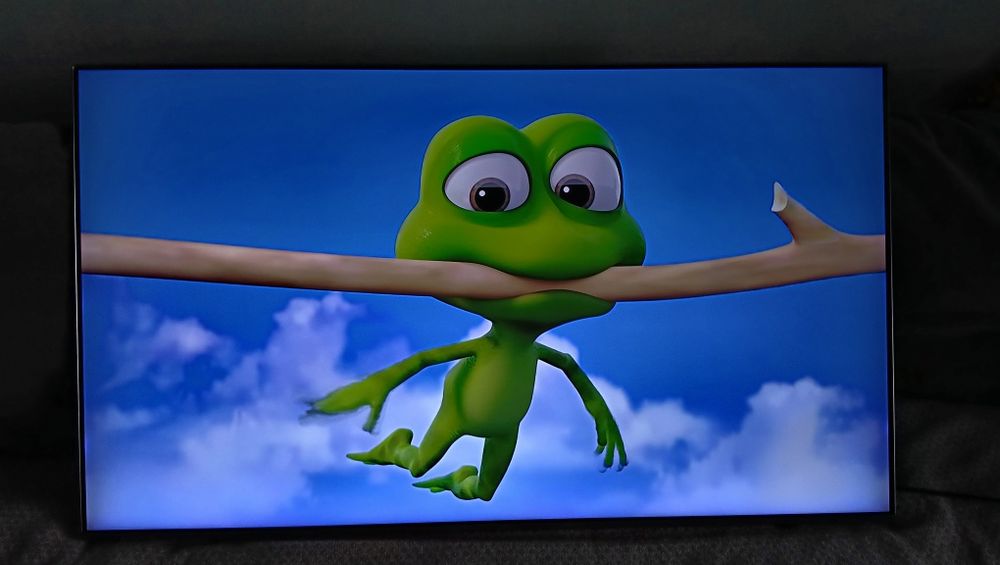 Продам телевизор Samsung Qled smart 4k