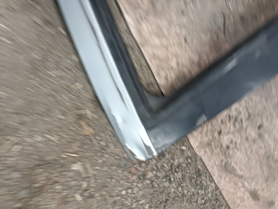 Дверь Toyota Raum