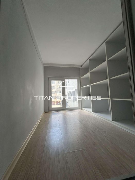 Дава се под наем Двустаен апартамент в Варна, Център - 55 кв.м за 500 € - Снимка #9