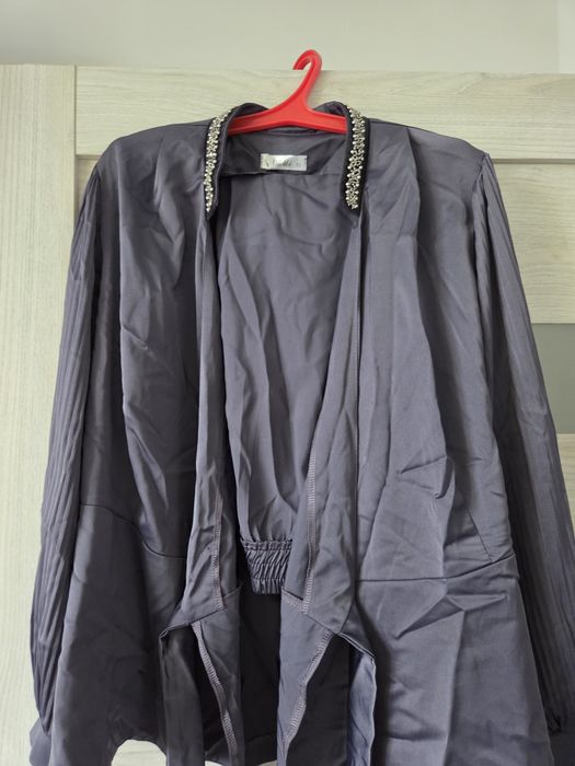 Срочно продам костюм двойка