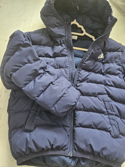 Яке Nike момче 9год.