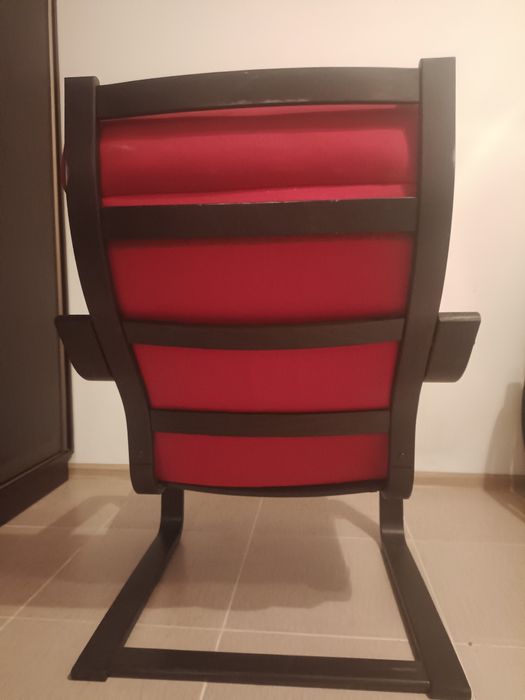 Кресло качалка красное