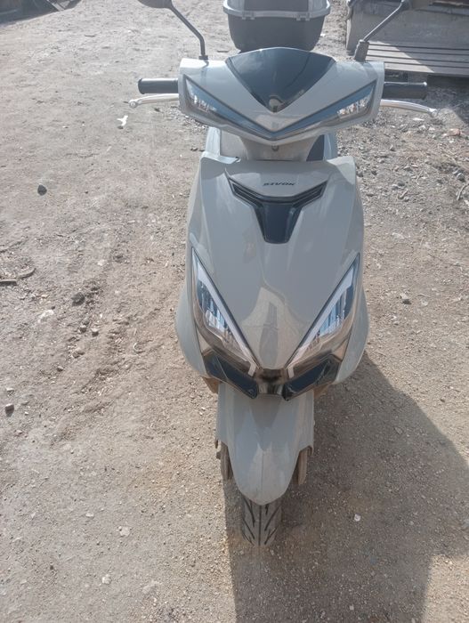 Продам скутер 125 кубов