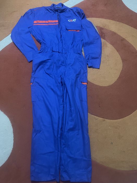 Salopeta de lucru noua.