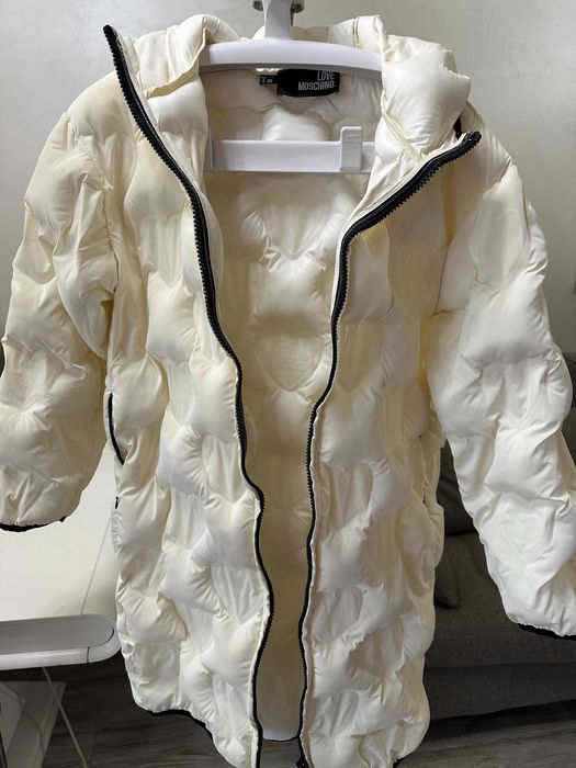 Яке lOVE Moschino