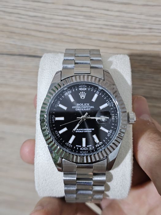 Мужские часы    .