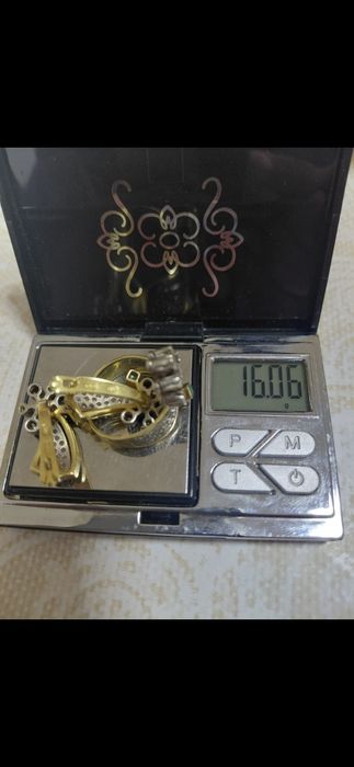 Продам комплект ювелирный