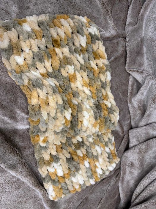 Ръчно плетени шалове