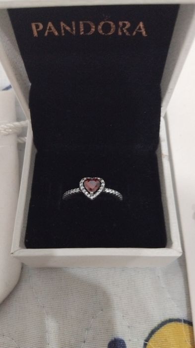 Продам кольцо пандора