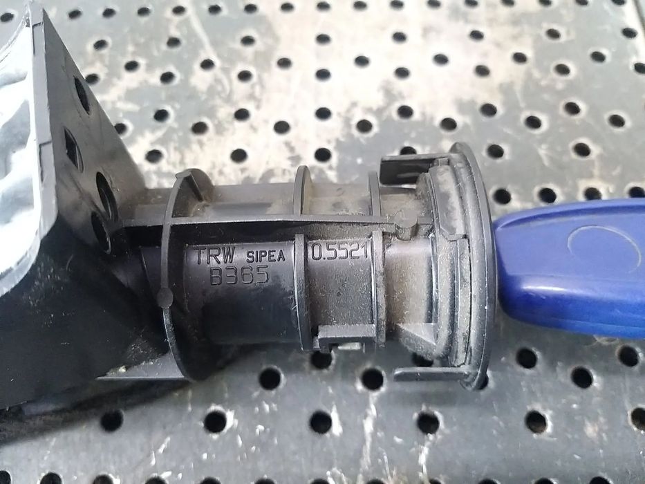 Contact auto cu cheie fiat punto 188 b36505521