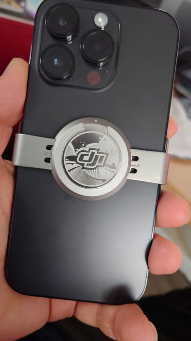 DJI OM5 gimbal за телефон