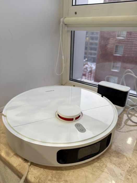 Продается робот пылесос