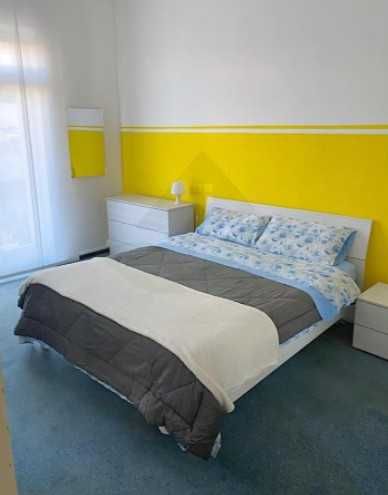 Дава се под наем Тристаен апартамент в Пловдив, Младежки Хълм - 80 кв.м за 298.86 € - Снимка #4