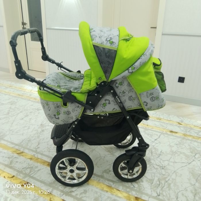 Коляска прогулочная