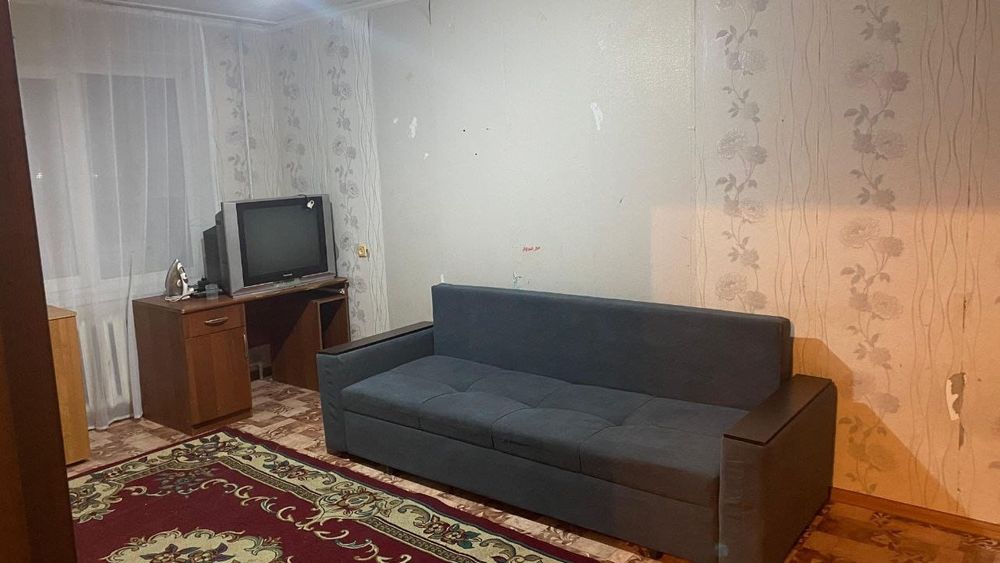 Продам  новый диван.Цена 70000тг. Самовывоз