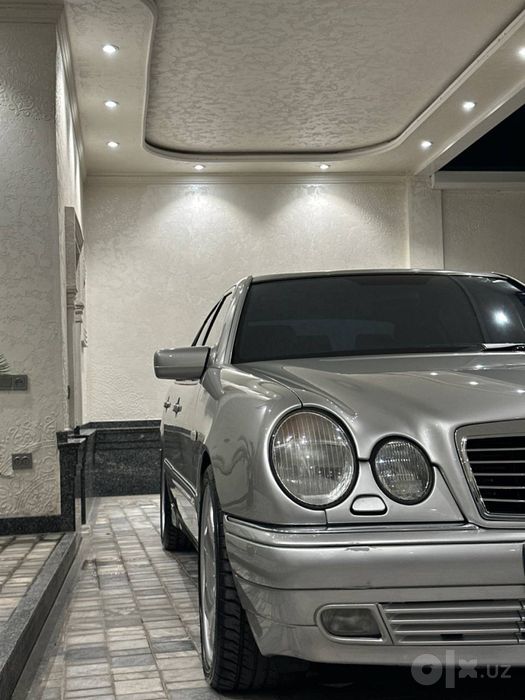 Мерседес Бенз W210