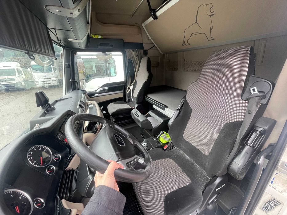 VAND MAN TGX 18460  3 bucati