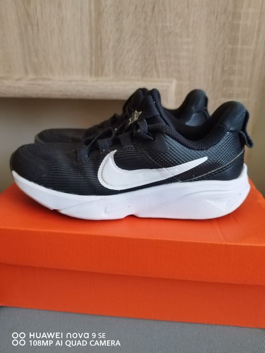 Маратонки Nike 30 номер