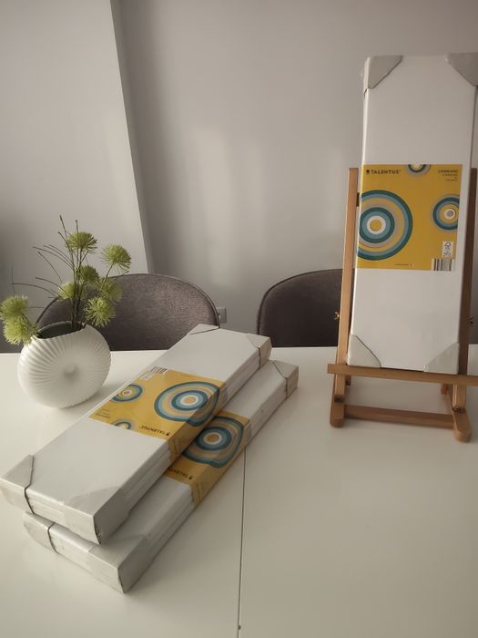 Sevalet cu canvas pentru pictura