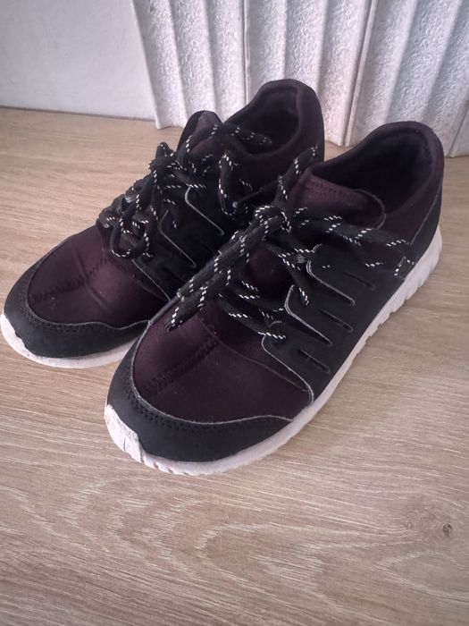 Детские кроссовки adidas