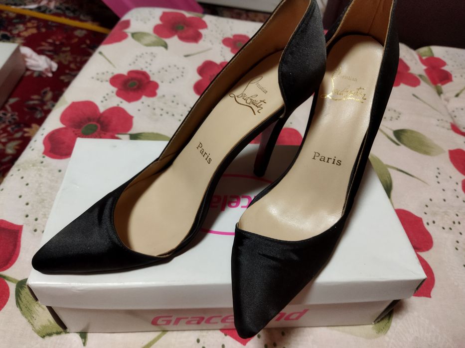 Pantofi de lux Christian Louboutin, nr 39