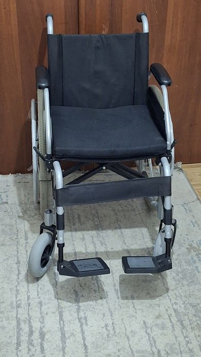 Инвалидная коляска