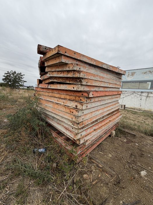 Vand cojraje metalice PERI