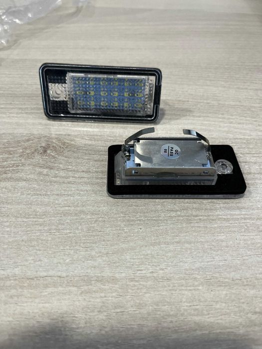 Set Lampi 18 Led Numar Audi A3 A4 A5 A6 A8 Q7