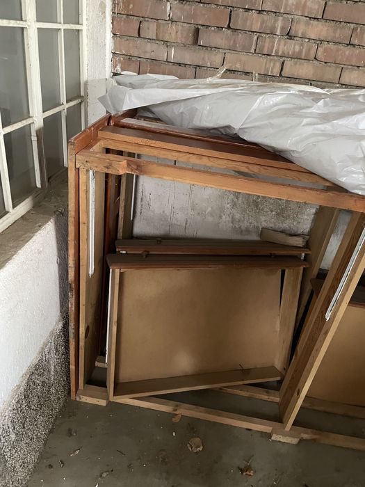 Приста легло може и коментар по цената