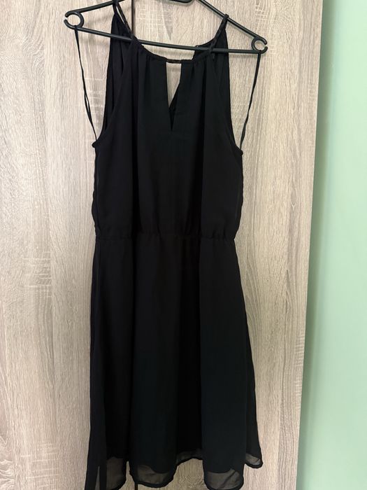 Черна къса рокля H&M