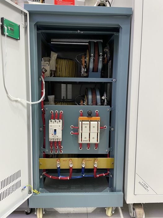 Стабилизатор Андели Andeli 50.kv---220v 1 faza