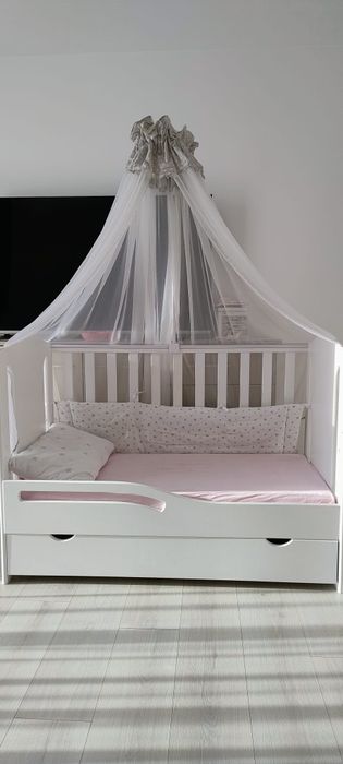 Vând pătuț pentru copii