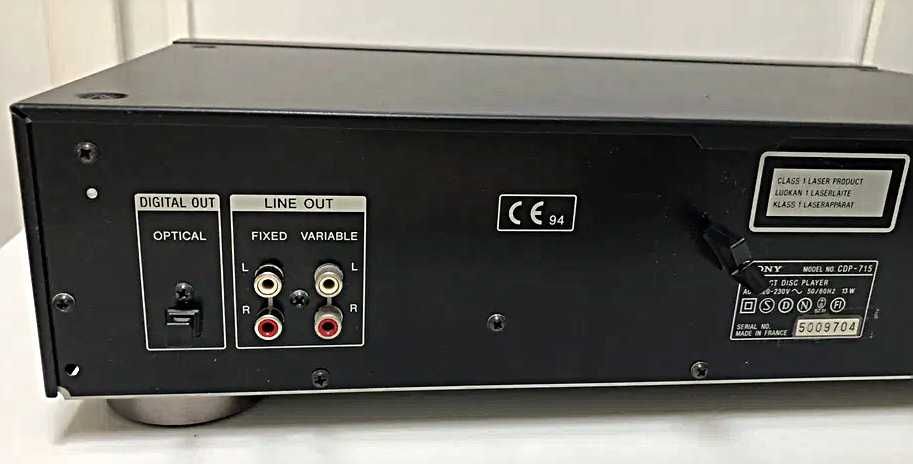 Ceas Casio si CD player Sony CDP-715, culoare negru