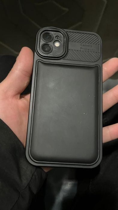 Айфон 11 на гарантии