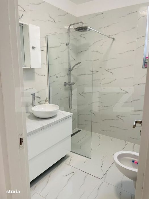 Apartament semidecomandat cu 2 camere, 53 mp, zona Teilor