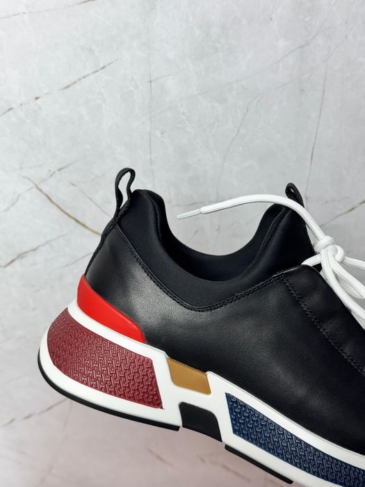 Продаю  Hermes кроссовки 42р