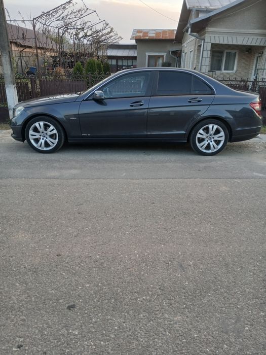 Mercedes cdi 220 de 170 cp din 2011