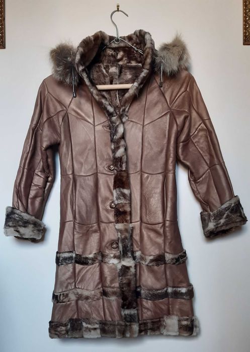 Haină de blană ecologică