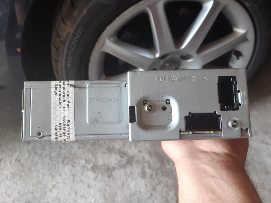 Modul gateway cod 4F0 910 468A Magazie cd cod 4E0 035 110 A A6 C6 4F