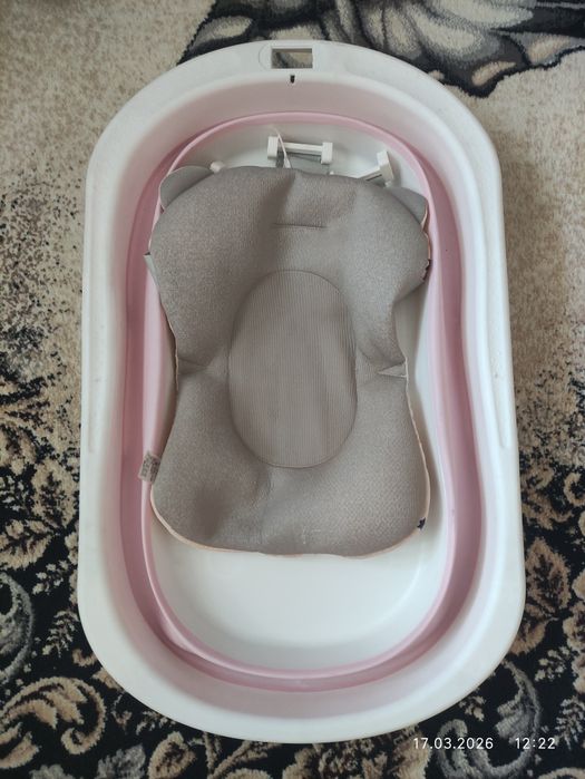 Продам ванночку вместе с шезлонгом