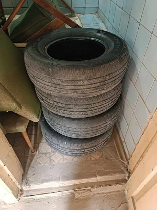 Ишлатилган балон шиналари
