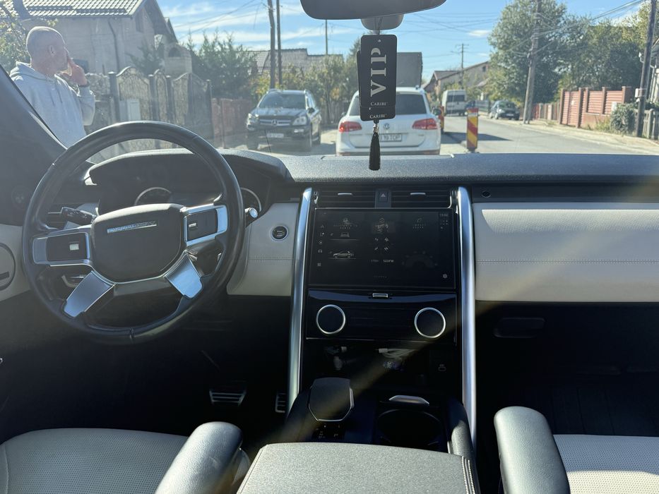 LAND ROVER Discovery 2023 — imagine 5