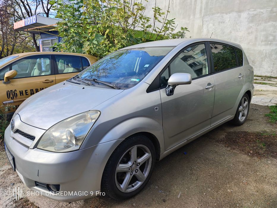 Toyotа Corolla Verso 2.2