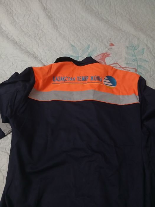 Продам спец одежду