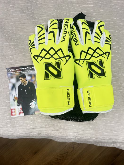 вратарские перчатки Nigma размер 9 НОВЫЕ!