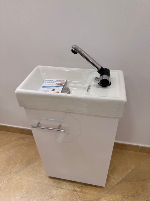 Chiuveta mobila Economy, QUVETTE, Apa Rece cu pompa electrica, alb, 41x23x72 cm